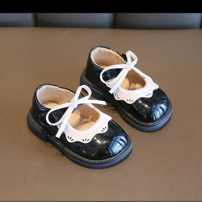 Baby girl shoes, suitable for spring and autumn, for one-year-old girls, princess-style, small leather shoes, breathable, non-slip, with soft soles,