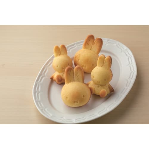 Skater Silicone Yakiyaki Mini Madeleine Molds, Set of 4, Cake Molds, Miffy Design (SLM4-A)