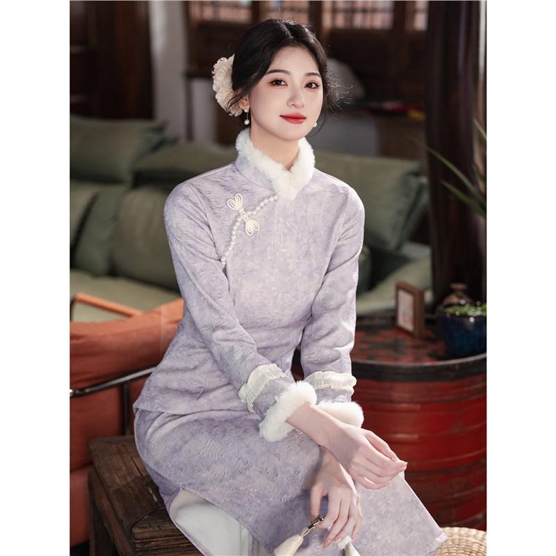 Purple long-sleeved cheongsam velvet 1011 new women's new Chinese-style improved young dress daily high-end beauty