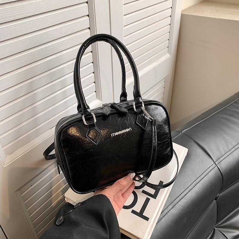 Vintage Fashion Hand Bag 2023 New Autumn Winter Small Square Bag High-end Sense Crossbody Shoulder Bag
