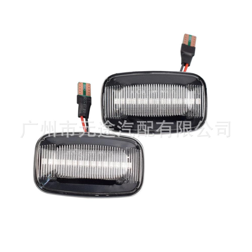 

LED Turn Signal Side Marker for Toyota Land Cruiser 70-100 Series