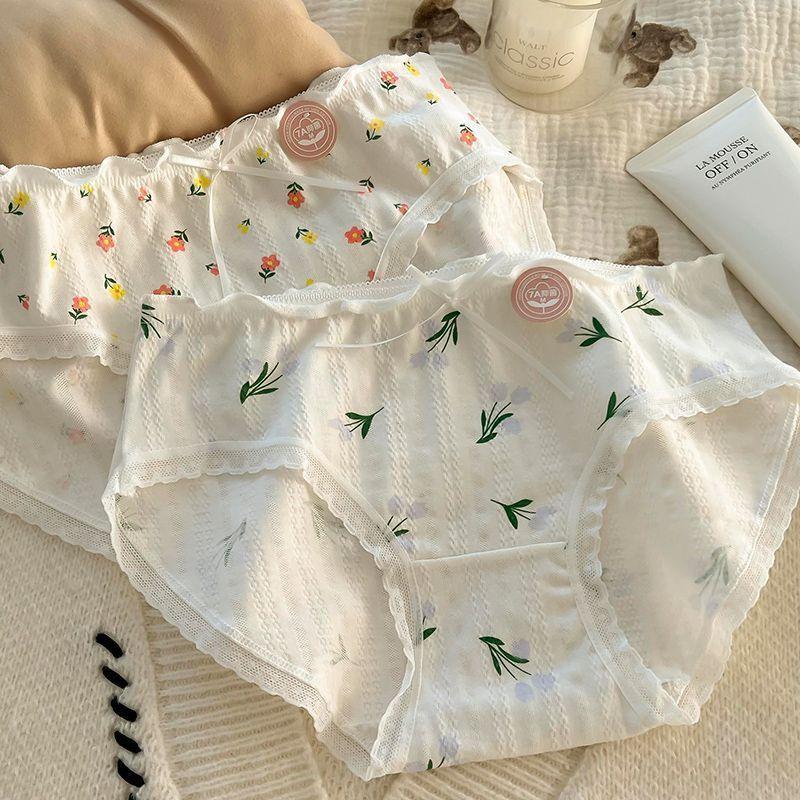 Floral Antibacterial Pure Cotton Panties with Breathable Waist and Buttocks Triangle Women’s Panties
