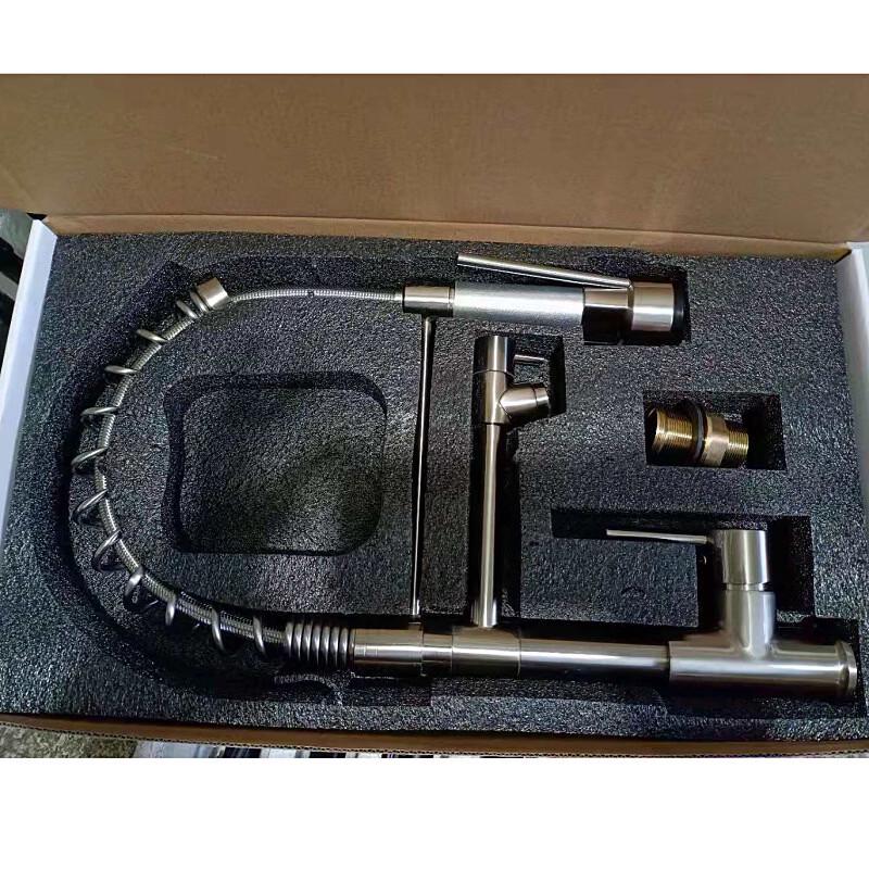 

TLXT Pull-Out Spring Kitchen Faucet