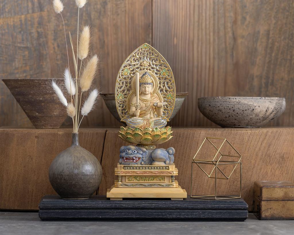 Sitzender Manjusri Bodhisattva Holz Zypressenholz mit leichtem Gold Schutzgottheit der Chinesen für diejenigen, die im Jahr des Hasen geboren sind Bosatsu Statue,