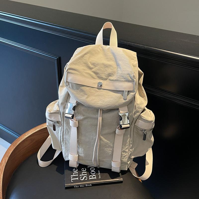 New simple trend backpack, mountaineering bag, travel student bag, large-capacity backpack.