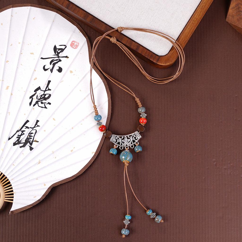 Ceramic Necklace Does Not Fade Women's Light Luxury Niche Autumn and Winter Sweater Necklace Jewelry