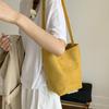Summer New Retro Solid Color Large-capacity Bucket Bag Women's Simple Fashion Versatile Underarm Shoulder Bag