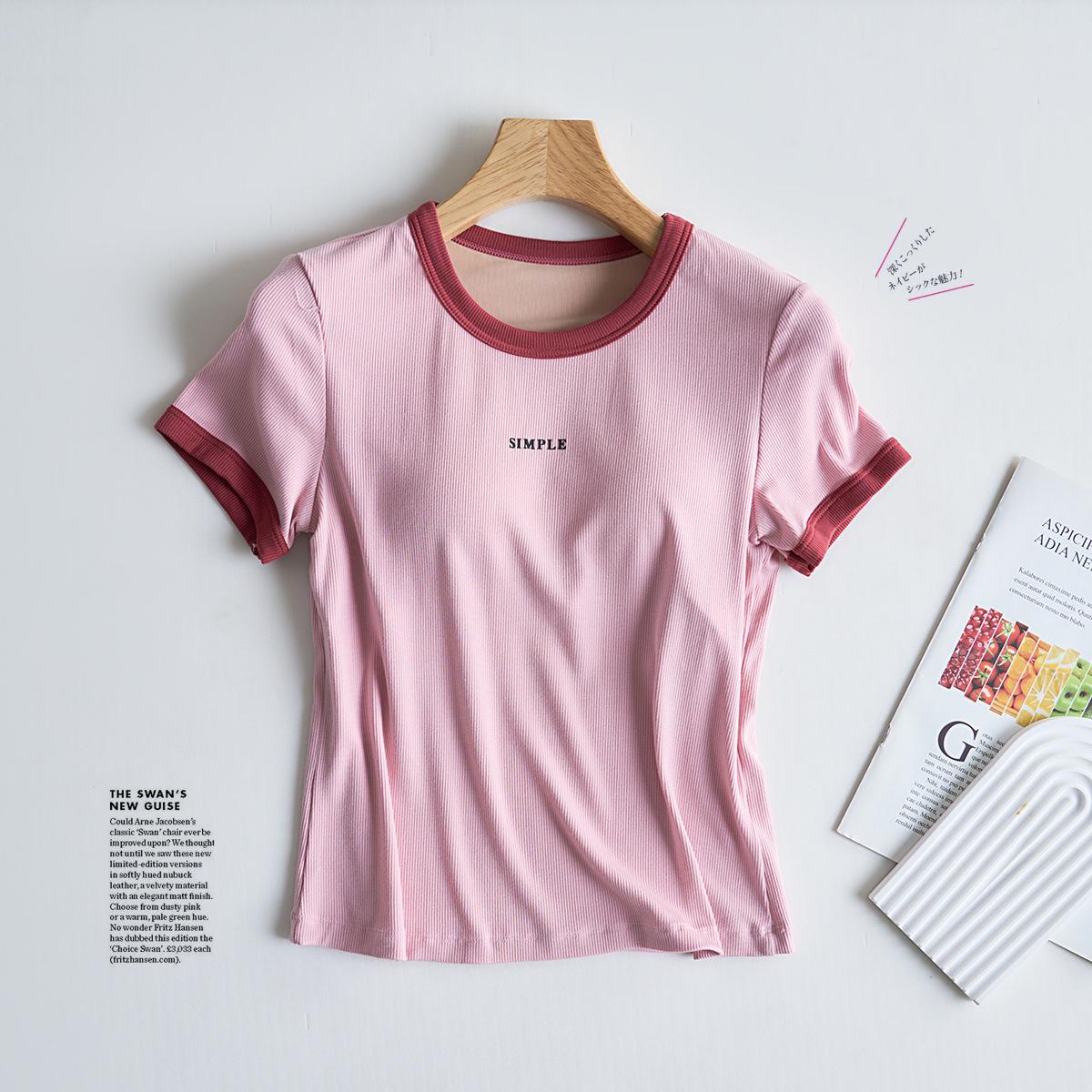 

Женская контрастная повседневная футболка с короткими рукавами и нагрудными вкладышами, без бюстгальтера, с круглым вырезом, для лета. Medium