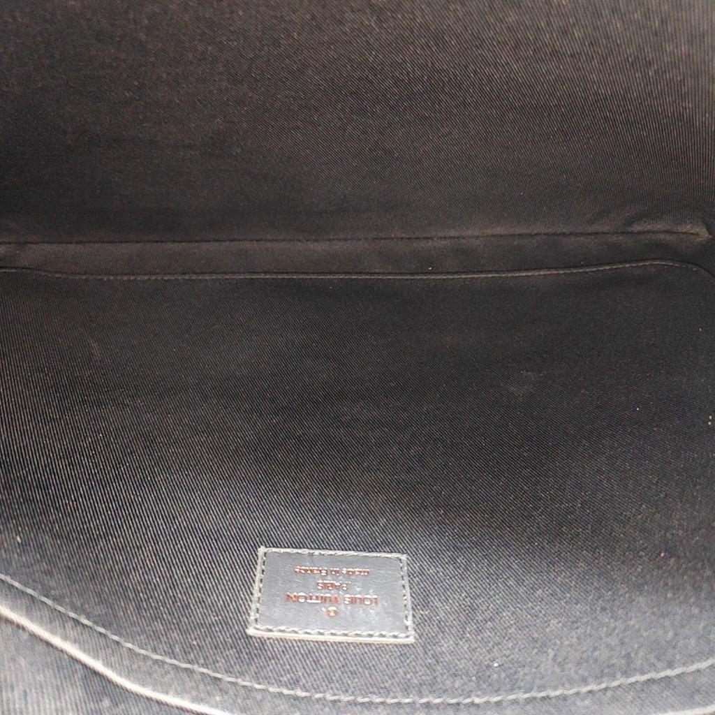 [Pre-Owned] Have A Vuitton Day Embroidered Logo Monogram Canvas Zippered Clutch - Very Good #1R2OG0R