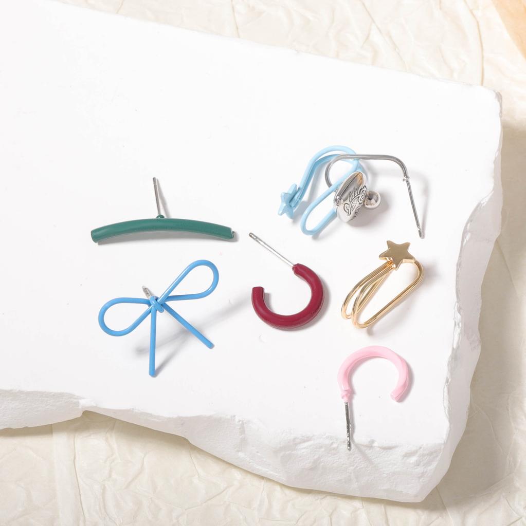 Cute Cartoon Fresh and Sweet Metal Geometric Bow Creative Design Sense Seven-piece Set of Women's Earrings Combination