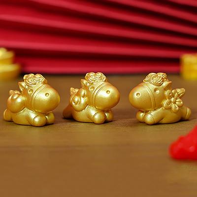 1Pc 2026 Lucky Gold Horse Figurine - Cartoon Miniature, Micro Landscape Ornament for Home Desk New Year Decor