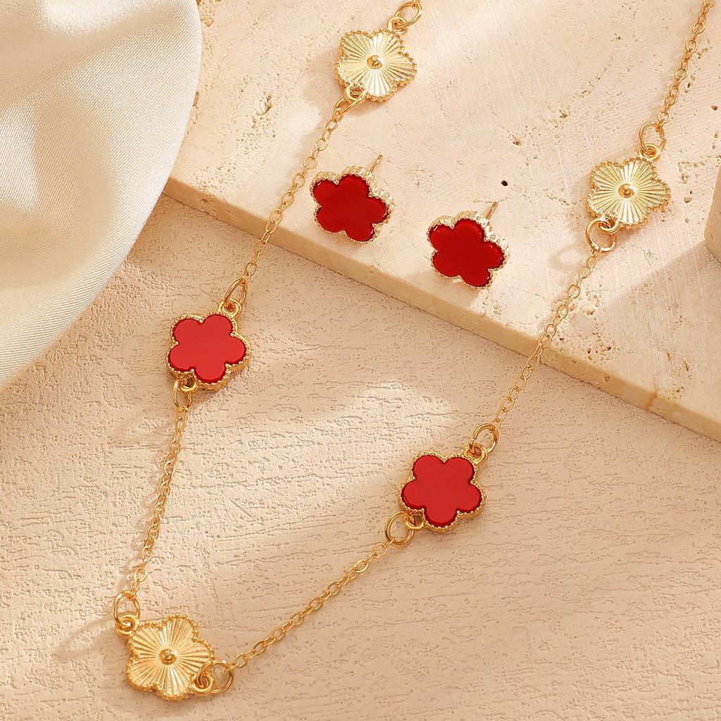 European and American Hot-Selling Lucky Clover Jewelry Set: Five-Leaf Bracelet, Earrings, Necklace & Ring for Women