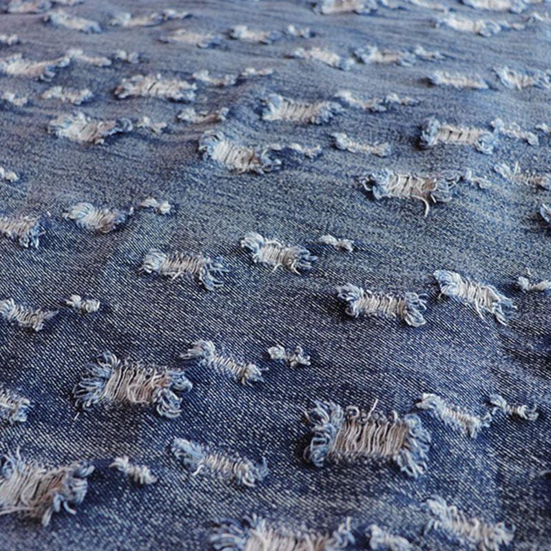 Vintage-Blue-Jeansstoff mit gebrochenen Löchern zum Nähen von Hosen, Jacken, Blazern, modischer Denim-Stoff zum Selbernähen von Kleidungsstücken