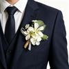 Hvid Bryllupsblomst Rustik Brudgom Knaphul til Brud Brudepige Brudgom Groomsman Vestlig Silkeblomst Fest