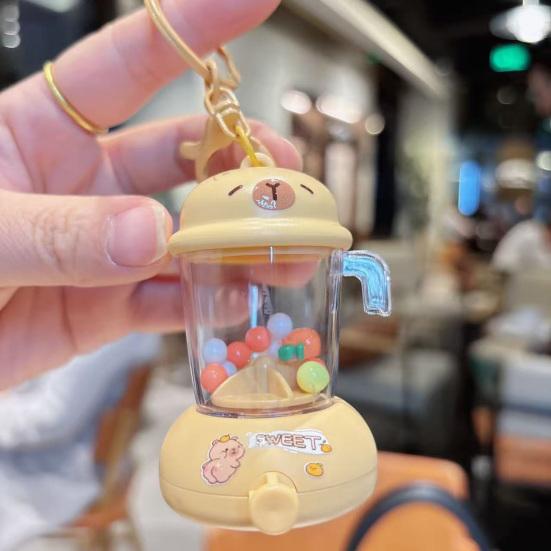 Keychain Pendant Portable Juicer Shape Key Chain with Movable Parts Colorful Beads Lightweight Buckle Design Keyring Keys Backpacks Decompression Toy