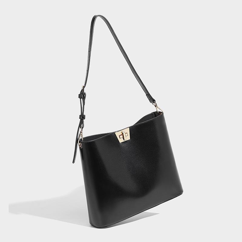 Fashion Commuter Simple Bucket Bag 2024 Winter New Elegant Versatile Mother-Daughter Bag Large Capacity Single Shoulder Underarm Bag