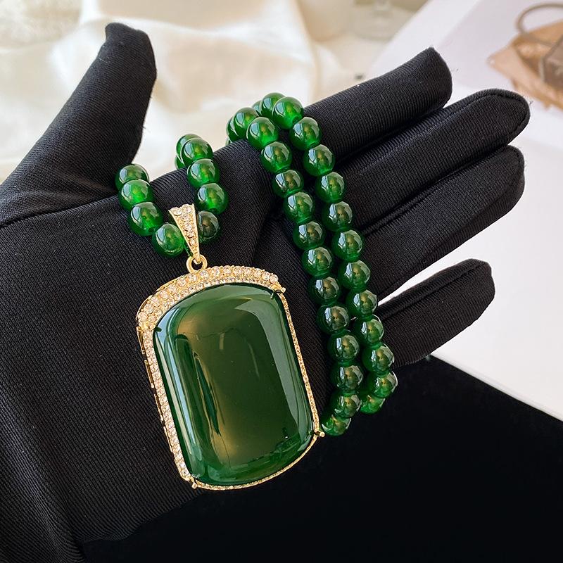 New Chinese Emerald Lucky Pendant Necklace Long Wild High-Grade Sweater Chain Simple Fashion Hanging Piece Pendant