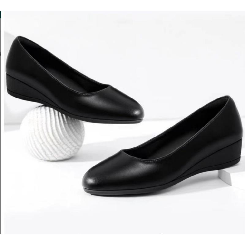 New Women's Genuine Leather Slip On Flats   Black Low Wedge Work Shoes, Comfortable Office and Commuting Shoes for daily use