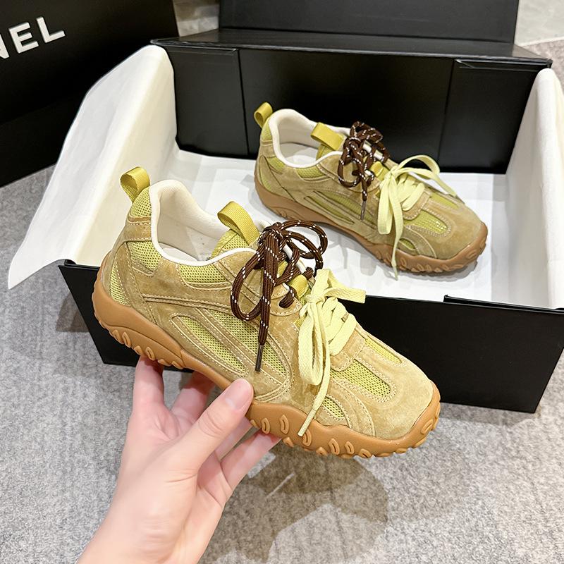 2024 Damen Trendige Mesh Freizeitschuhe - Atmungsaktiv, Dicke Sohle, Retro Deutscher Stil