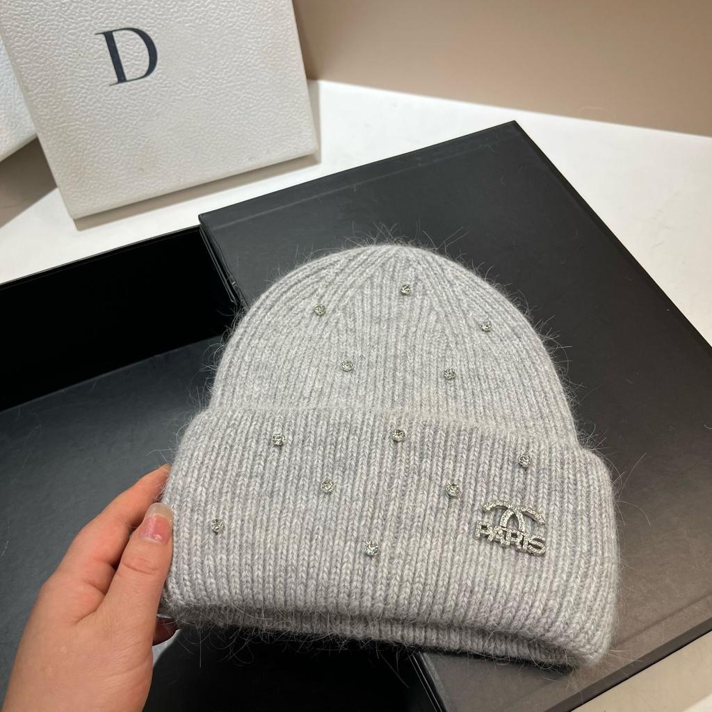 Rabbit Hair Small Fragrant Wind Full Diamond Knitted Hat Winter Paris Light Luxury Niche Warm Versatile Wool Ear Protection Hat Women