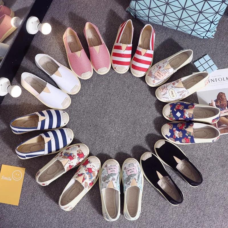 Breathable Mesh Lightweight Casual Shoes Women Fashion Women Slip On Flats Print Fisherman Shoes