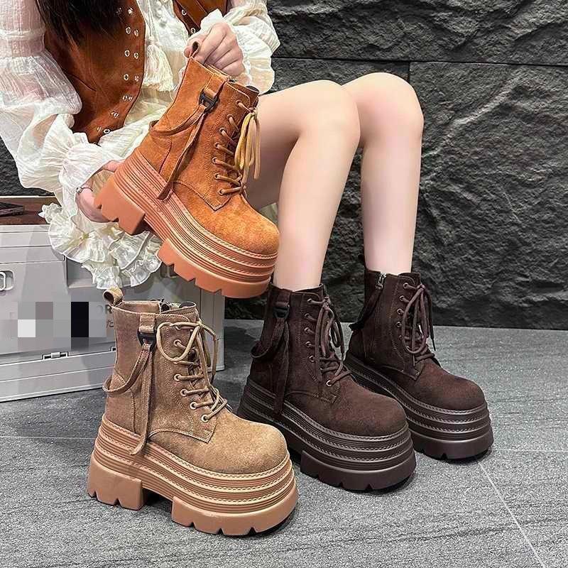 Lace-up super thick-soled Martin boots for women's autumn and winter new Spice Girl style small 10cm heightened legs thin locomotive short boots