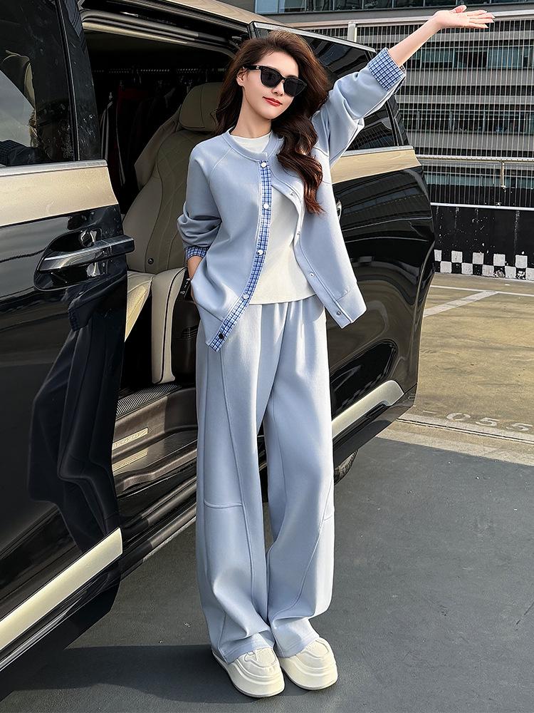 

Stylish Women s Spring/Autumn 2025 Casual Sportswear: Chic Loose-Fit, Age-Reducing Two-Piece Set XXL светло-синий