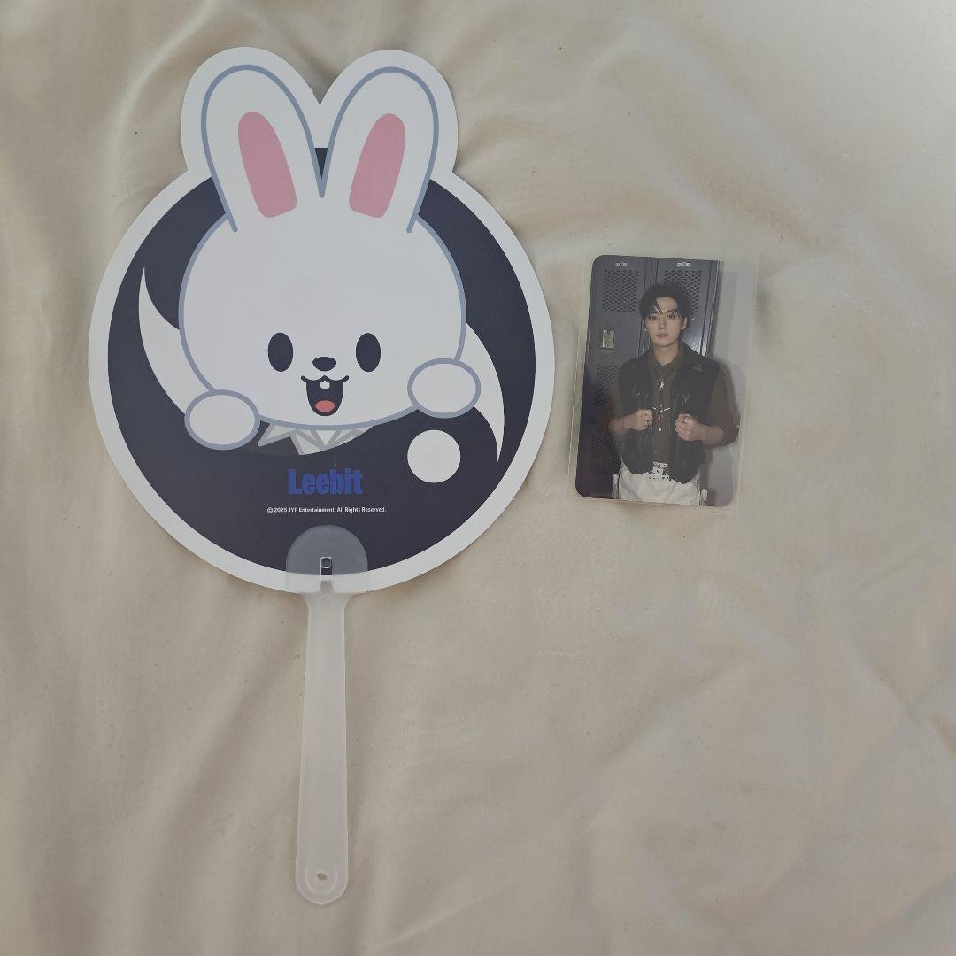 

[USED] straykids karma reno QR trading card luckydro pop-up