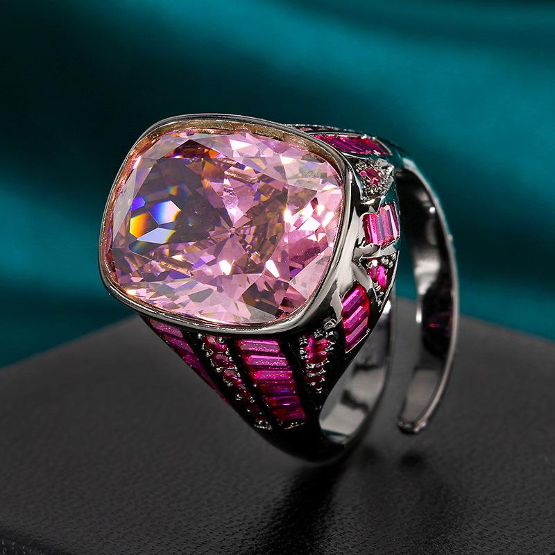 Jewelry Copper Bottom Gold-Plated Simulation Blue Spinel Black Gold Ancient Light Luxury Ring Women 12 * 16