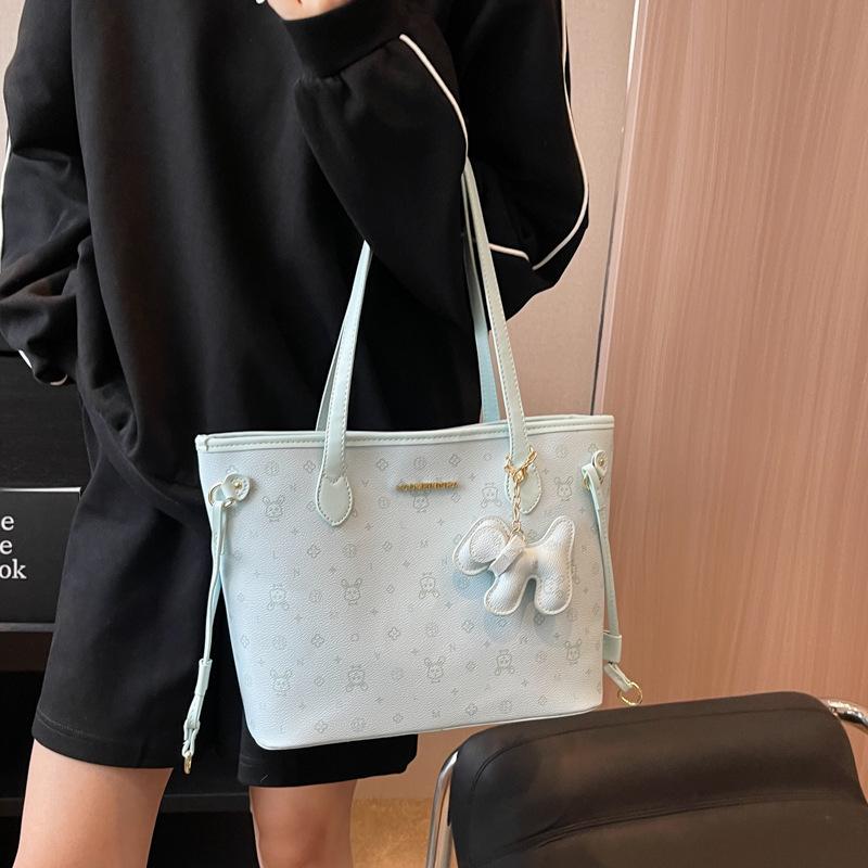 

Large capacity leisure 2025 new cartoon printed tote bag popular shoulder bag women s bag