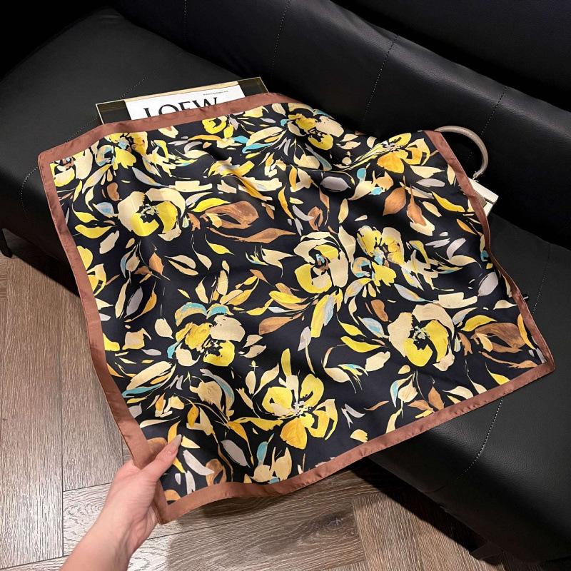 Fashion Black and White Printing Temperament Square Scarf Imitation Silk Korean Version Decorative Scarf Scarf Professional Decorative Shawl Silk Scar