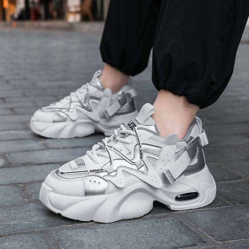 Outdoor Men Casual Sneakers Designer Thick Bottom Walking Footwear Breathable Sport Shoes Lightweight Anti Slip Athletic Shoes