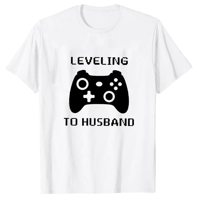 Best Man Team Groom Tees Leveling To Husband - Respawning As Groomsman T-Shirt Gamer Groom Bachelor Bachelorette Party Tshirt