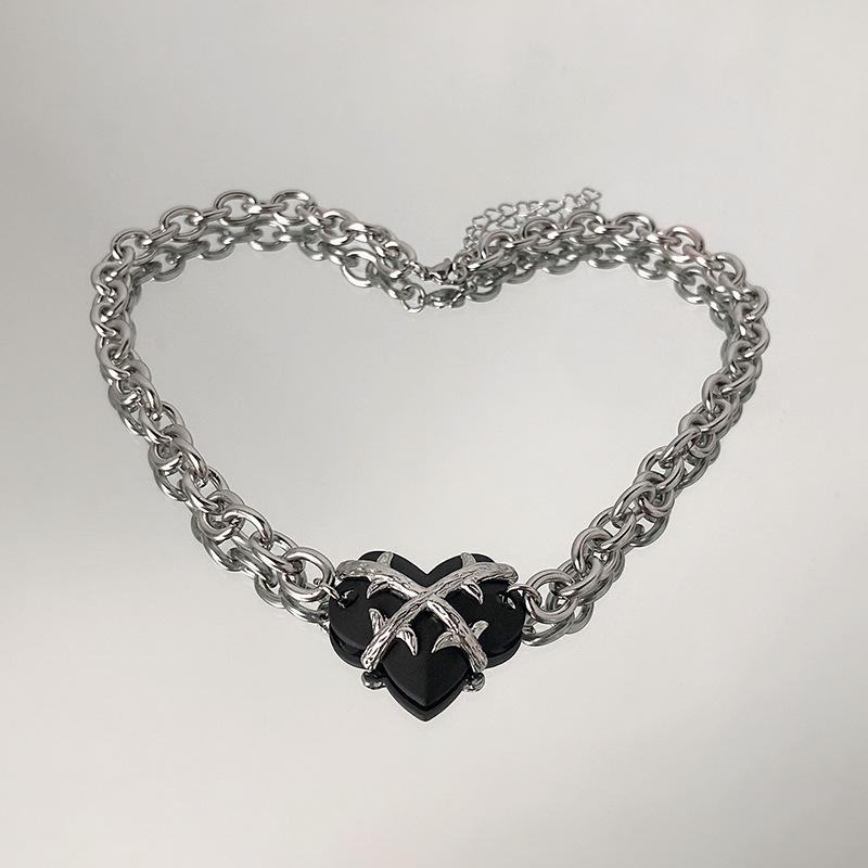 Sugar-coated Shells Sweet Cool Thorns Love Necklace Women's Summer Light Luxury Niche Pendant Clavicle Chain Cold Style Titanium Steel Necklace