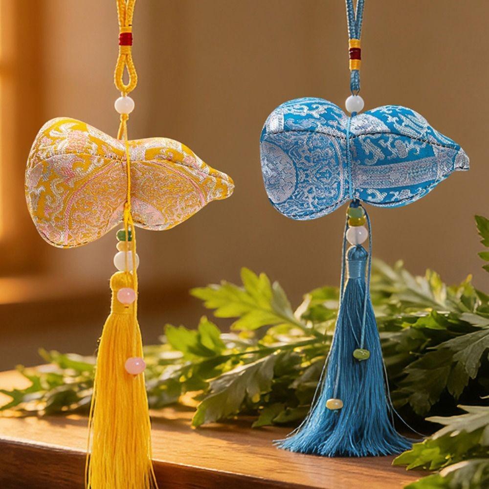 Traditional Gourd Brocade Embroidered Bag Chinese-style With Tassel Gourd Sachet Pendant Mugwort Fill Blessing Mugwort Sachet