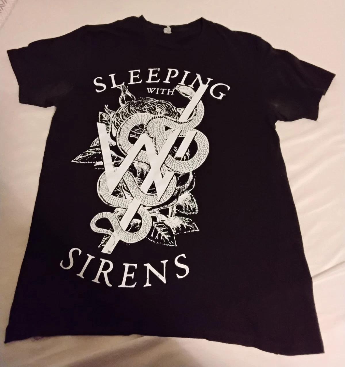 Size M Sleeping with Sirens Black t-shirt rock me L