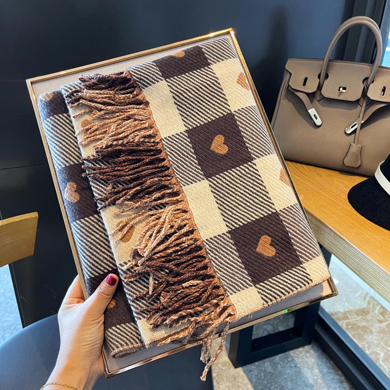 Luxury  Women Knitted Heart-Pattern Plaid Scarf Lovey Girl Winter Warm Scarves College Leisure Shawl Wraps