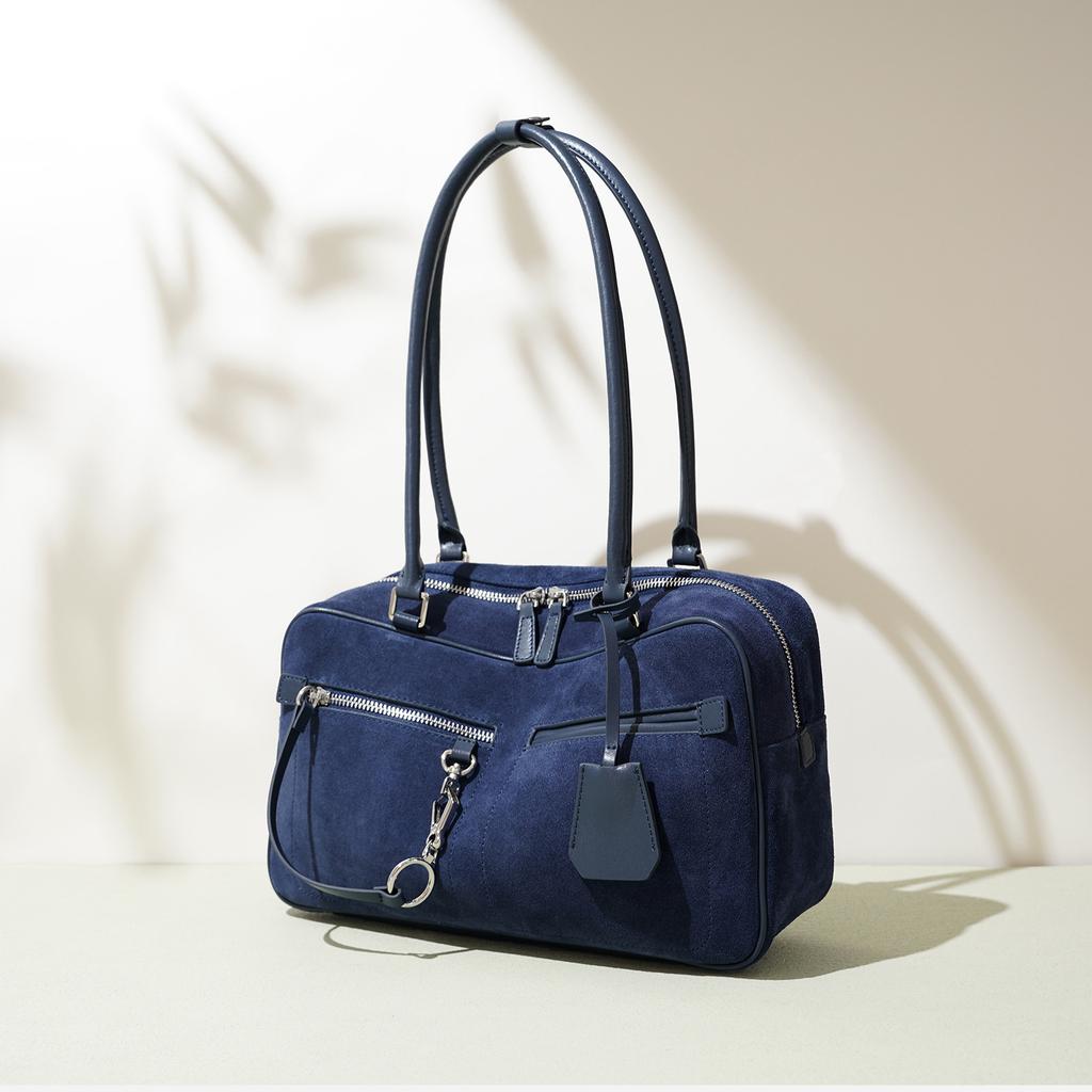 2025 New Shoulder Bag Fashionable Simple Pillow Bag High Sense Retro Tote Bag Portable Commuter Versatile Women's Bag