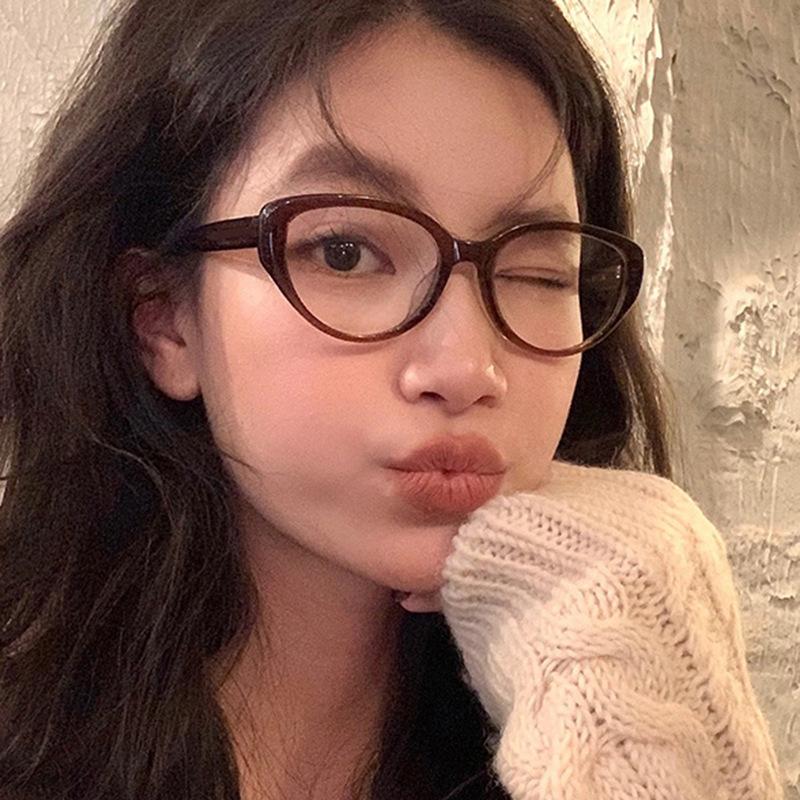 2024 Neue Damenbrillenfassung Cat-Eye Marken-Designer Computerbrille