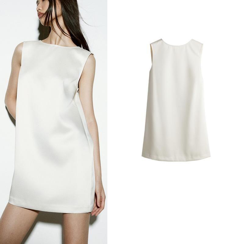 Fall and Winter New Women's Clothing Fashion Style round Neck Sleeveless Low Backless Short A- line Vest Dress 1257358