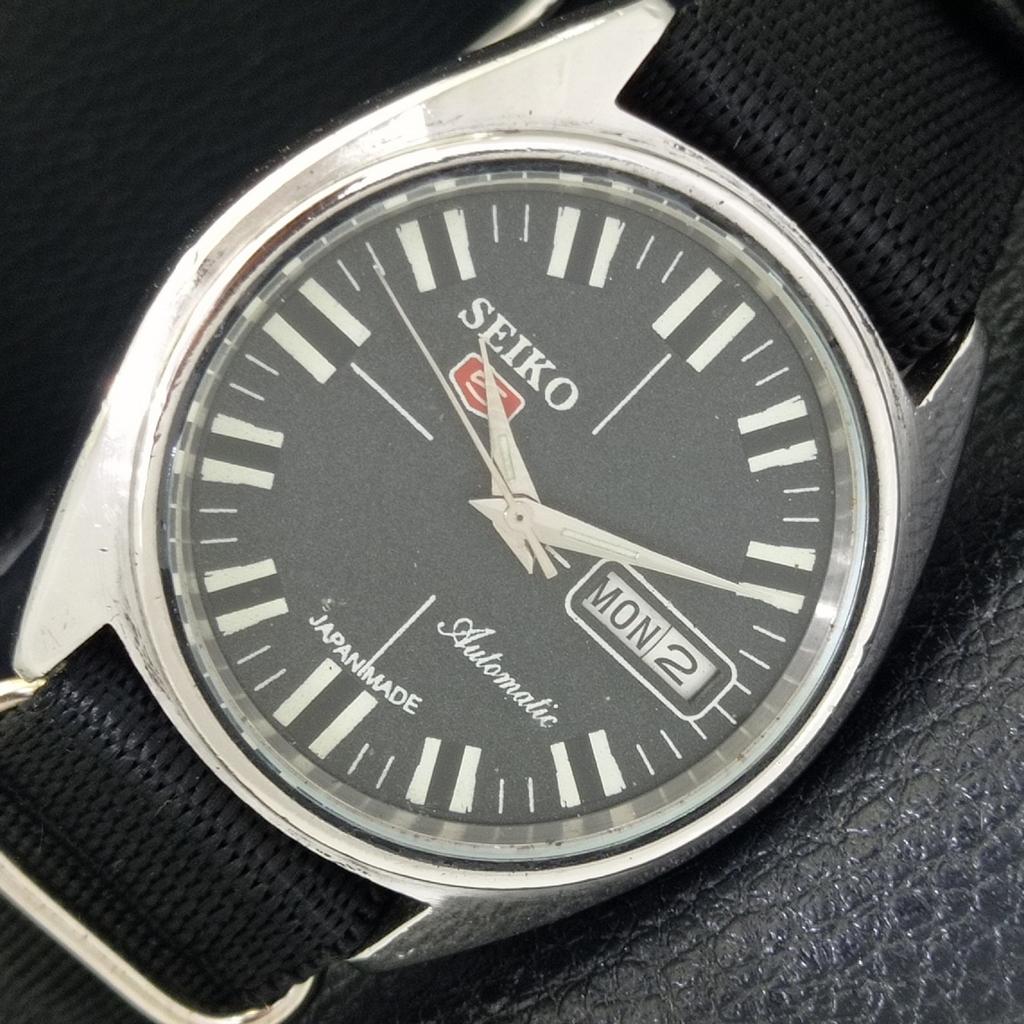 

АВТОМАТИЧЕСКИЕ ВИНТАЖНЫЕ ЧАСЫ SEIKO 5 ЯПОНИЯ 6309A МУЖСКИЕ С ЧЕРНЫМ ЦИФЕРБЛАТОМ a702101-5 R208-a702101