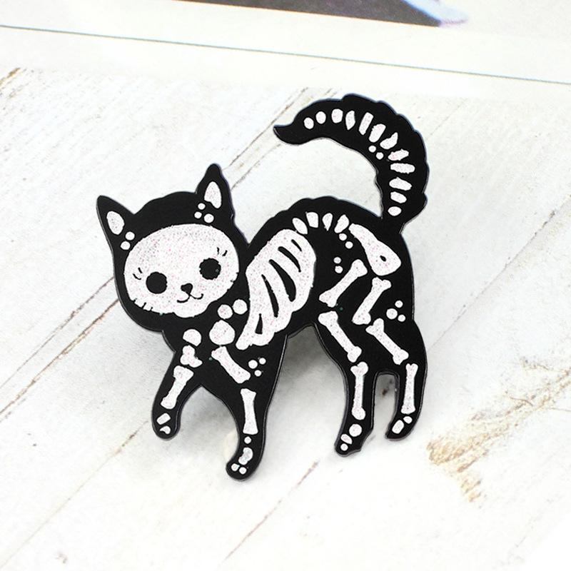 Creative Cat X-ray Brooch: Personalized Design with See-through Bone Detail