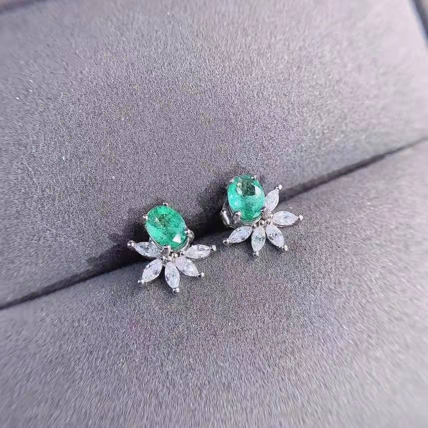 New Fashion Flower Emerald Colored Gemstone Earrings  Silver High-definition Blue-green Paraiba Ice Flower Cut Earrings