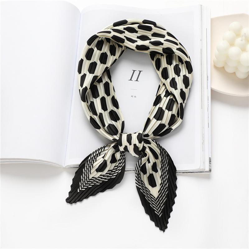 Four Seasons Available 70CM New Professional Scarf Decorative Scarf Diamond Fold Versatile Small Square Scarf