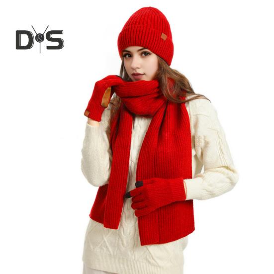 3 Pcs/Set Unisex Winter Beanie Scarf Gloves Set Thick Knitted Warm Cap Great Friction Palm Gloves Elastic Ear Protection Windproof Winter Outdoor