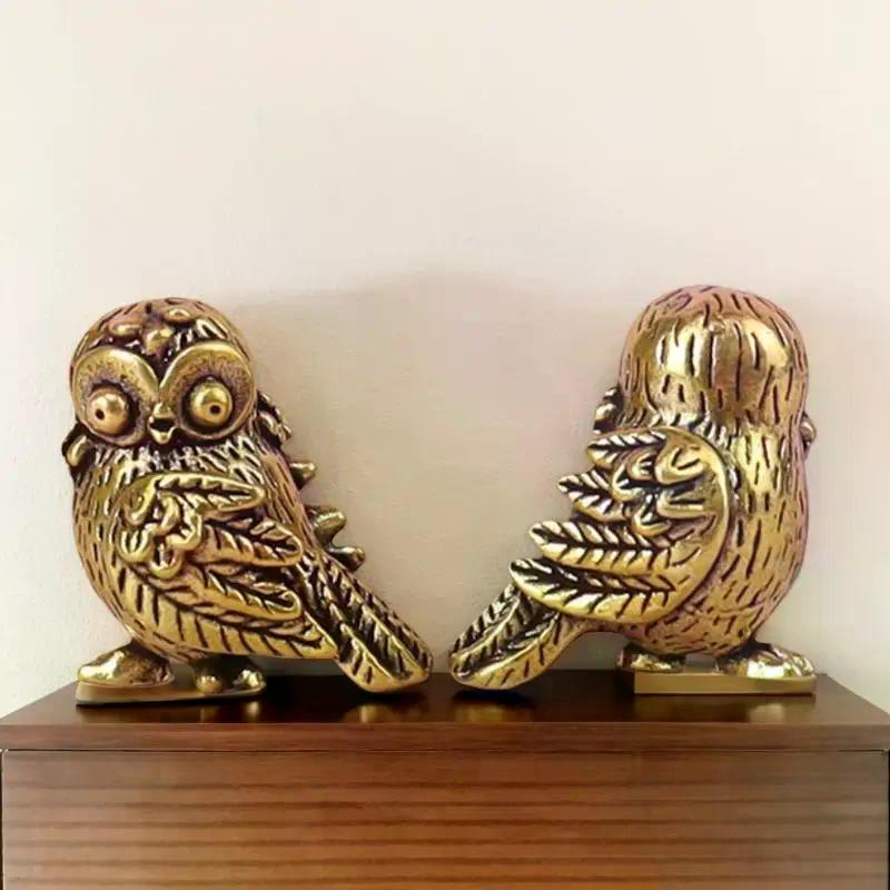 1 Pieza Figuras de Animales Pájaros Retro Mini Estatua de Búho Latón Metálico Mascota de Té Adorno de Mesa Accesorios de Decoración del Hogar Miniaturas Manualidad