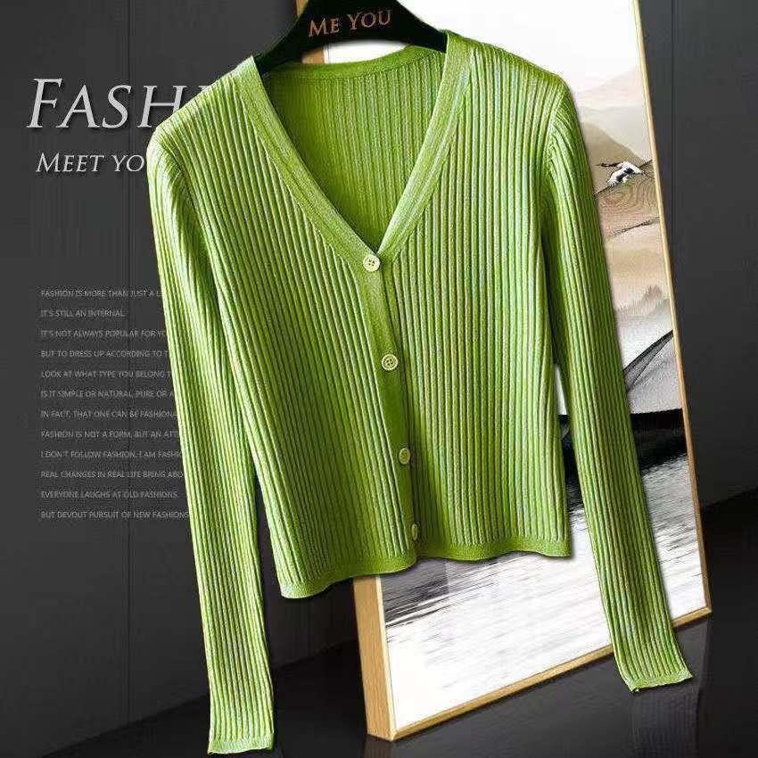V-neck cardigan knitted jacket women's spring and summer short skirt slim-fitting thin top