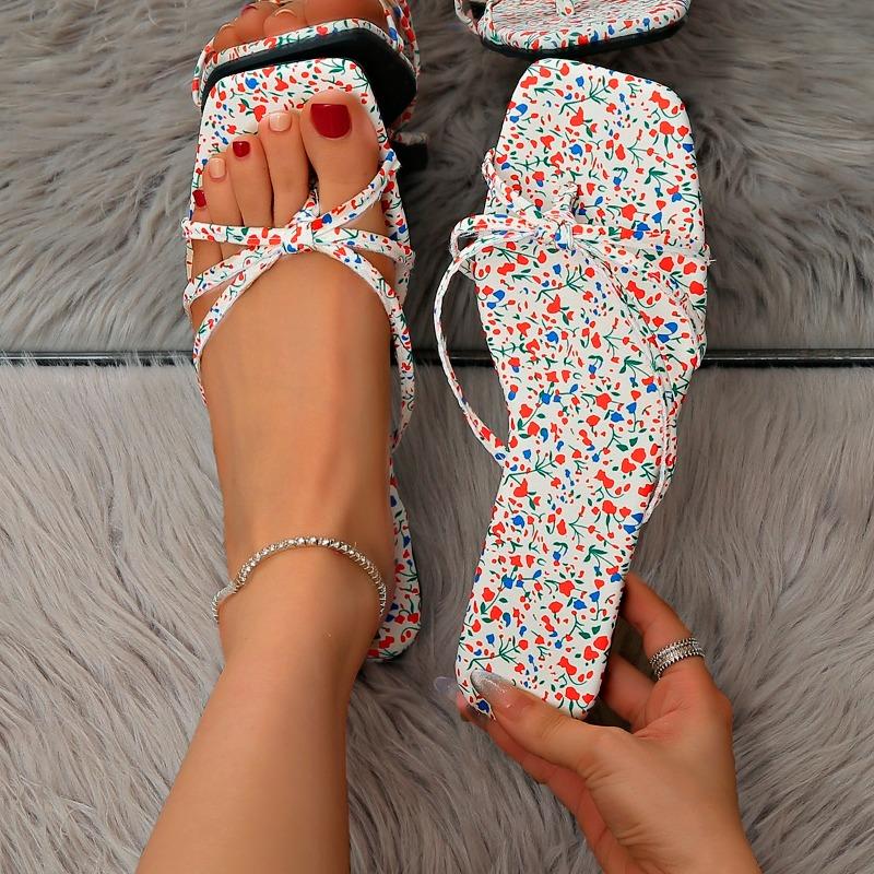 

Мода 2025 Лето Женские шлепанцы с открытым носком больших размеров Квадратный носок Плоская подошва с узким ремешком Вьетнамки Уличные Повседневные шлепанцы 43