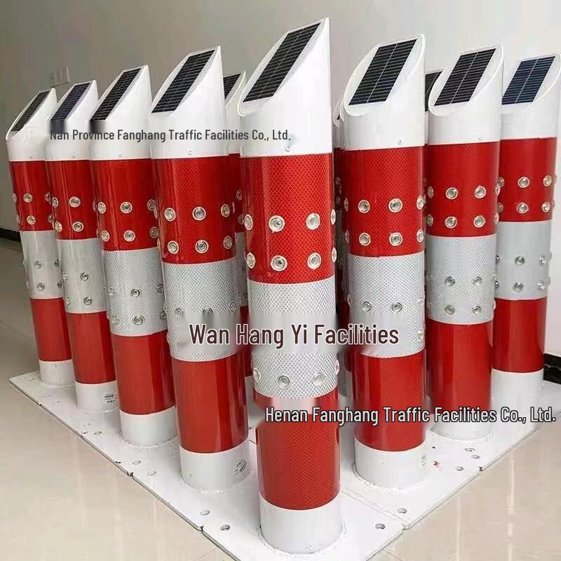 Solar LED Flashing Warning Post