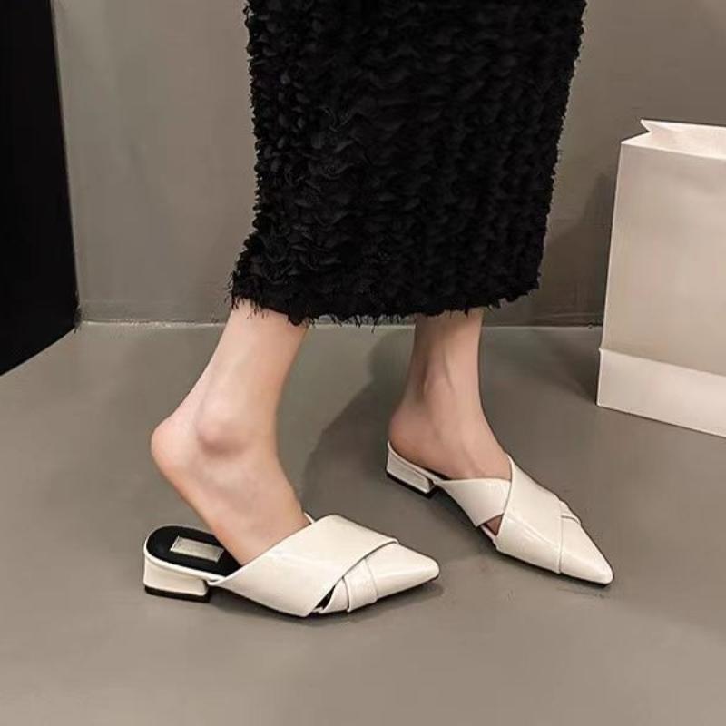 Fashion Flats Pointed Toe Women Slippers Sexy Party Mules Shoes Casual New Sandals 2025 Fashion Slingback Summer Shoes Woman Flip Flops